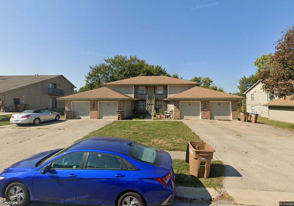 402 Sky Vue Dr, Raymore, MO 64083 - photo 1