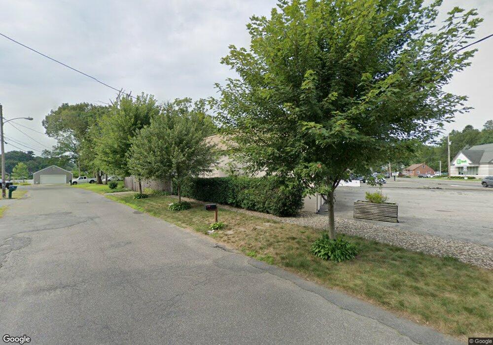 556 Center St, Ludlow, MA 01056 - photo 1