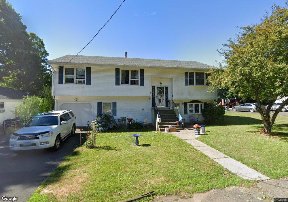 63 Elizabeth Ave, Bloomfield, CT 06002 - photo 1