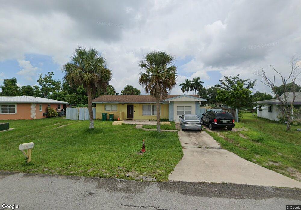 4401 21st Ave SW unit 2, Naples, FL 34116 - photo 1