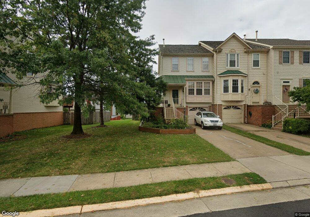 14031 Winding Ridge Ln, Centreville, VA 20121 - photo 1