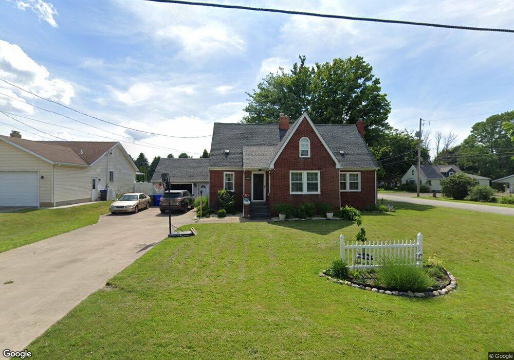 2304 Loveland Ave, Erie, PA 16506 - photo 1