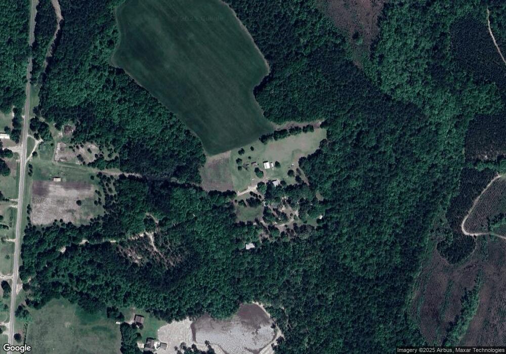 543 Wallace Parker Dr, Claxton, GA 30417 - photo 1