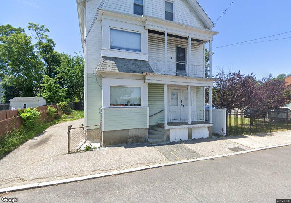 39 Hilton St, Providence, RI 02905 - photo 1