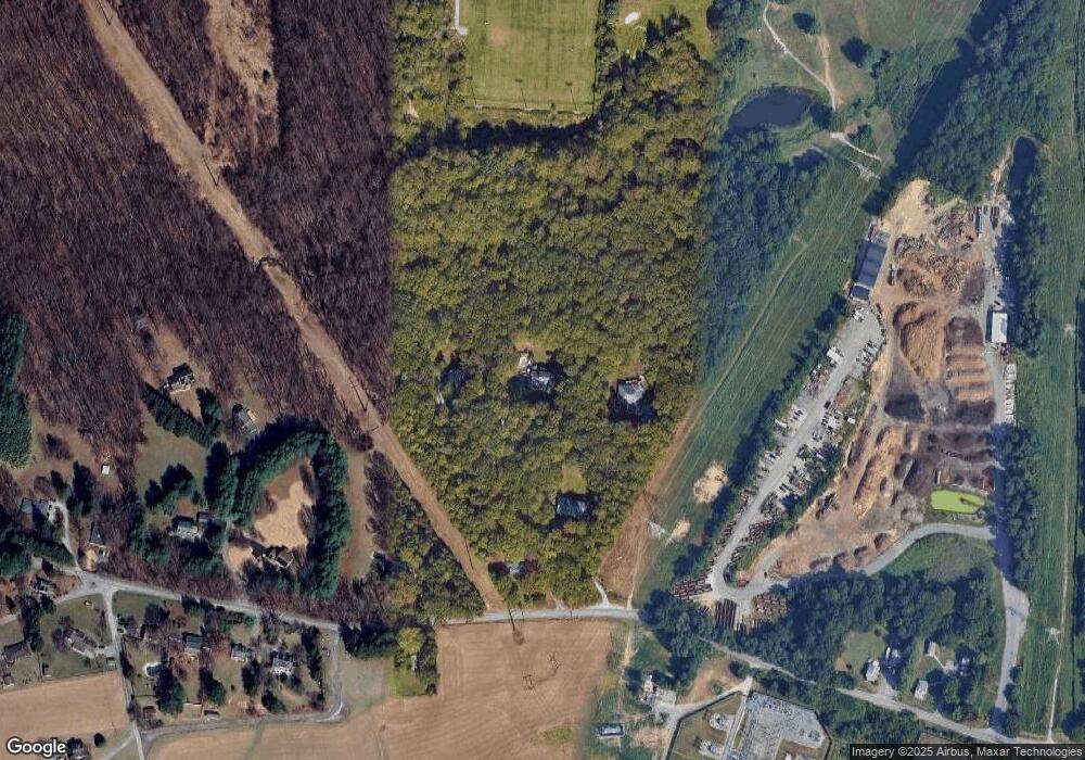 316 Cockeys Mill Rd, Reisterstown, MD 21136 - photo 1