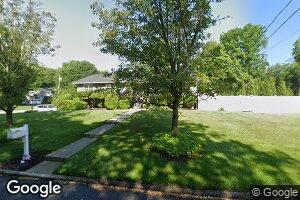 11 Cresthill Place, Smithtown, NY 11787