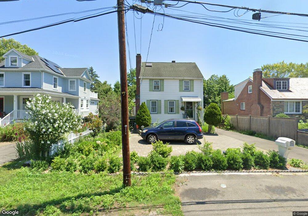 7 Grove St, Cos Cob, CT 06807 - photo 1