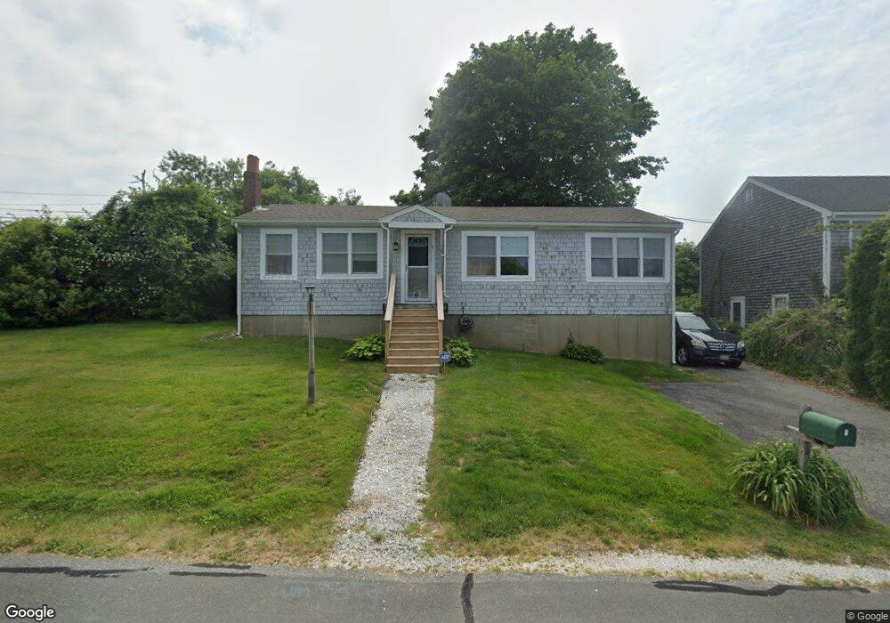 8 Bodfish Ave, Sandwich, MA 02563 - photo 1