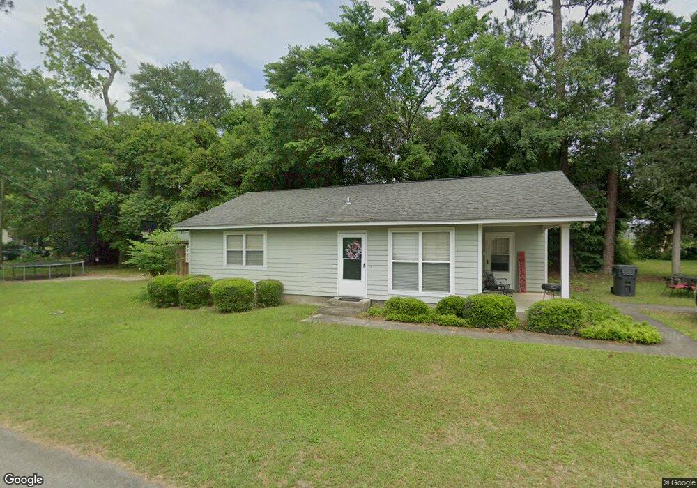 215 W Palm St, Fitzgerald, GA 31750 - photo 1