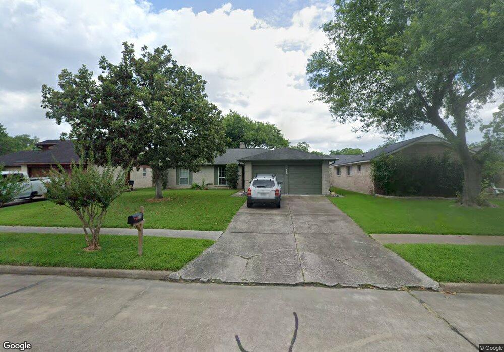 16402 Tibet Rd, Friendswood, TX 77546 - photo 1