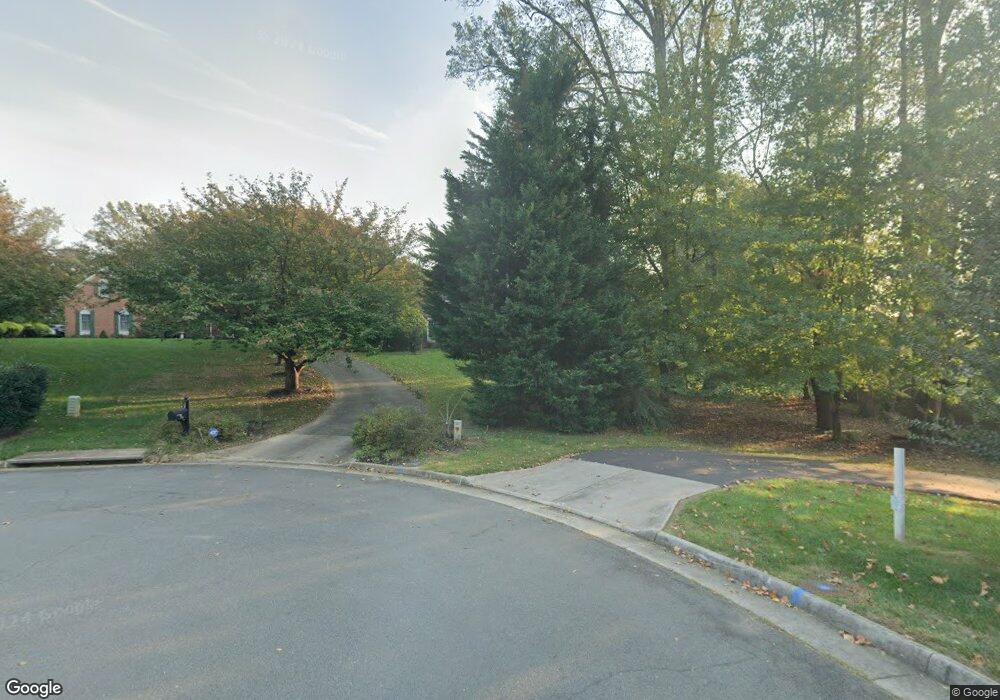 1217 Preserve Ct, Great Falls, VA 22066 - photo 1