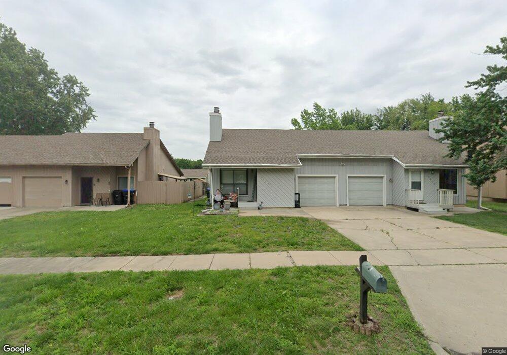 3614 SW Mission Ave, Topeka, KS 66614 - photo 1