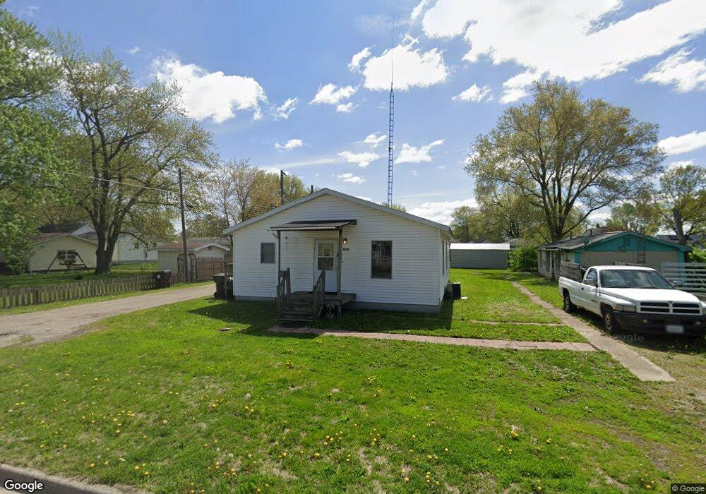 1012 N Mclean St unit 1010 N. McLean, Lincoln, IL 62656 - photo 1