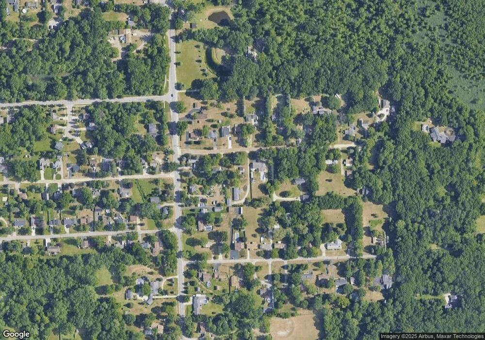 6969 Mather St, Waterford, MI 48327 - photo 1