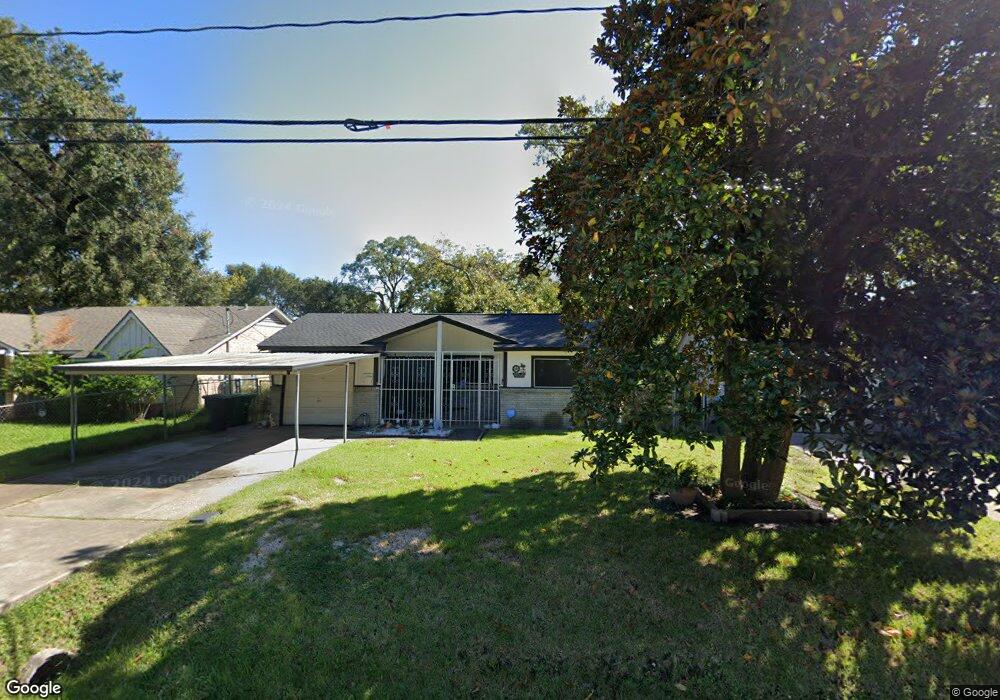 8010 Magna St, Houston, TX 77093 - photo 1