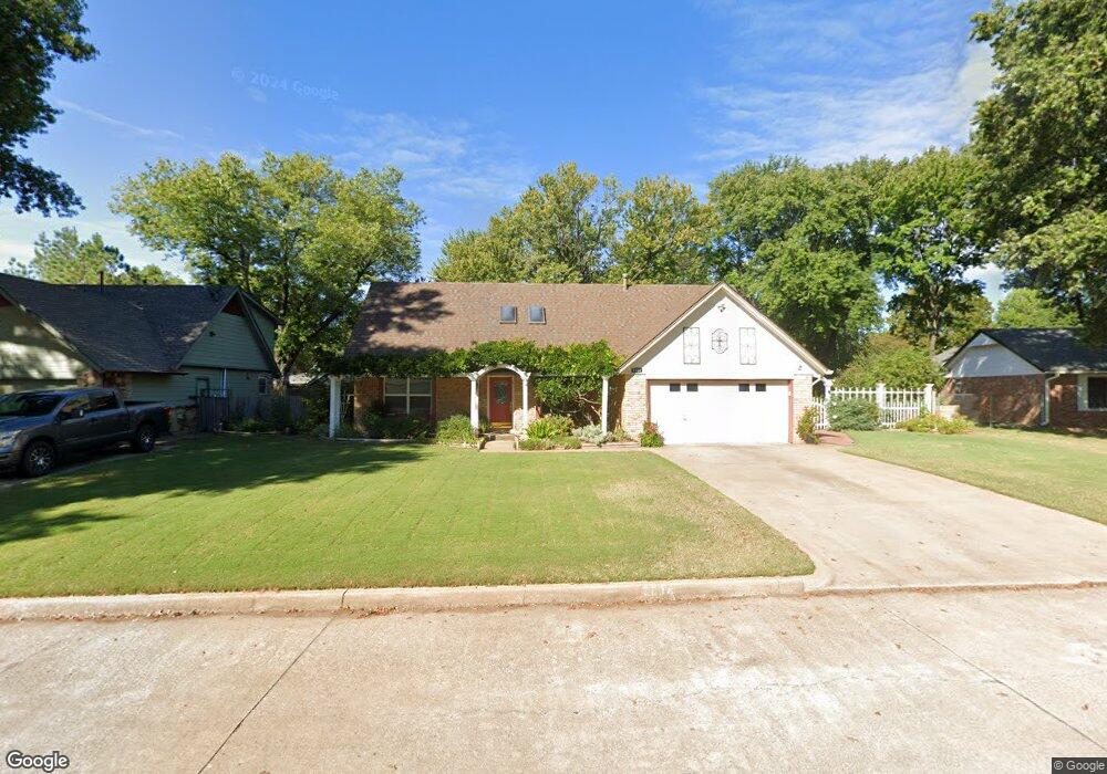 7504 S Birch Ave, Broken Arrow, OK 74011 - photo 1