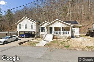 17 Terry St, Mullens, WV 25882