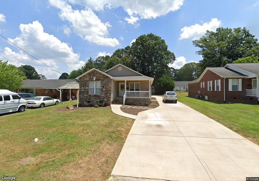 925 Macon St, Asheboro, NC 27203 - photo 1