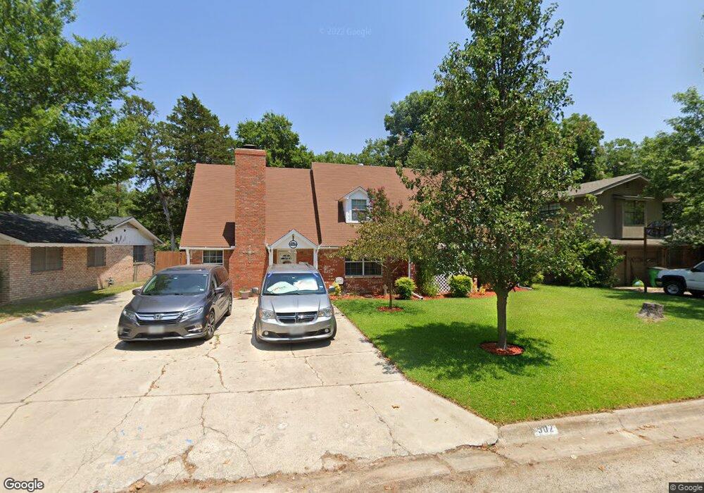 502 Melody Ln, Gainesville, TX 76240 - photo 1