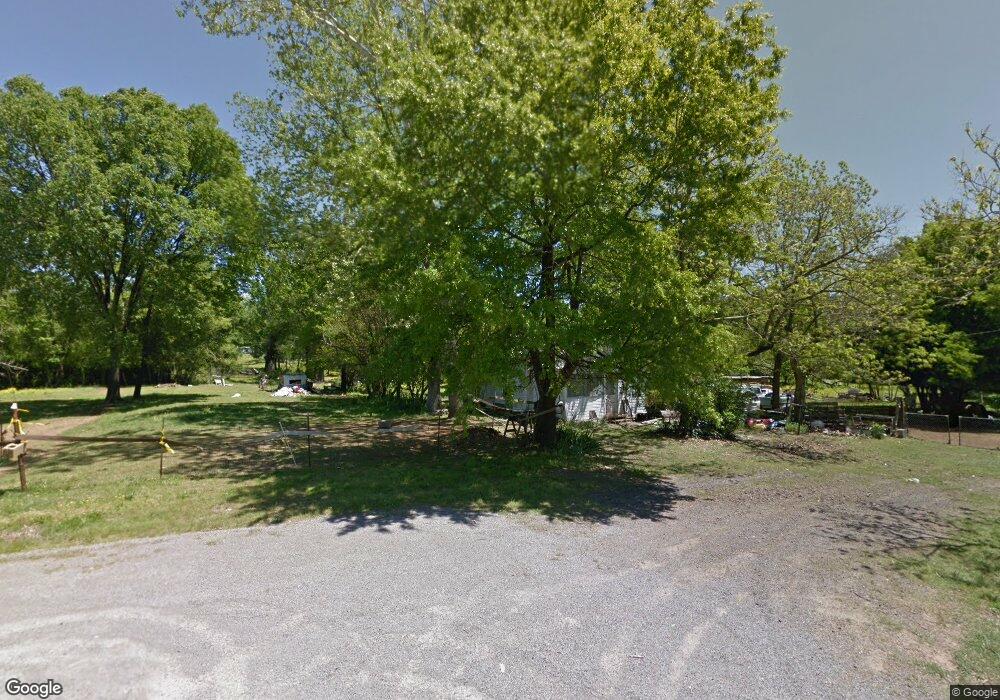 401 S Madison, Plainview, AR 72758 - photo 1