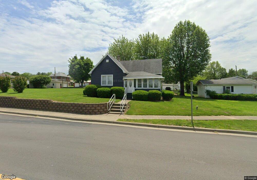 402 E Broadway St, Loogootee, IN 47553 - photo 1