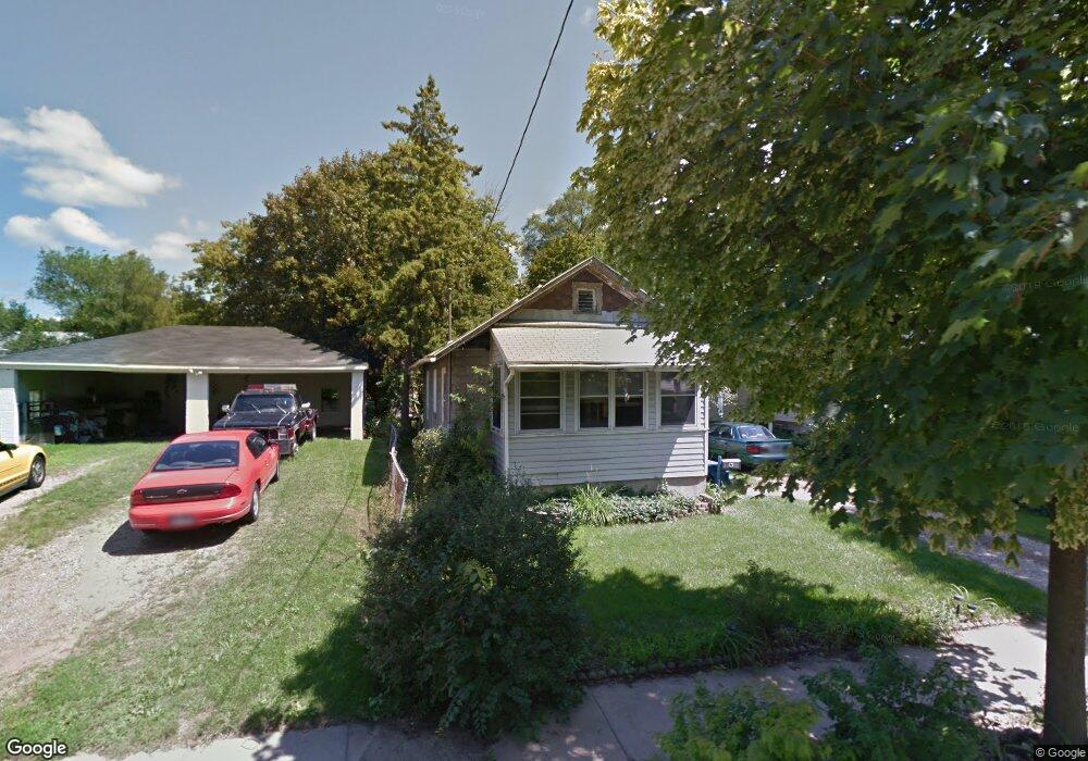 928 Clayton St, Lansing, MI 48915 - photo 1