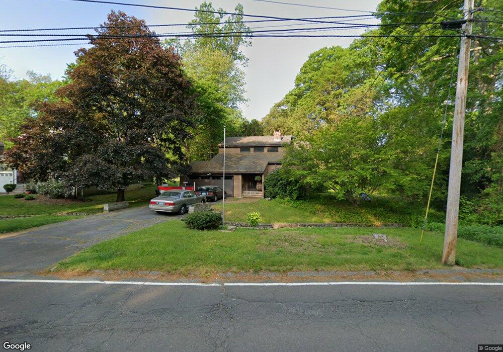 84 W Lake Rd, Trumbull, CT 06611 - photo 1