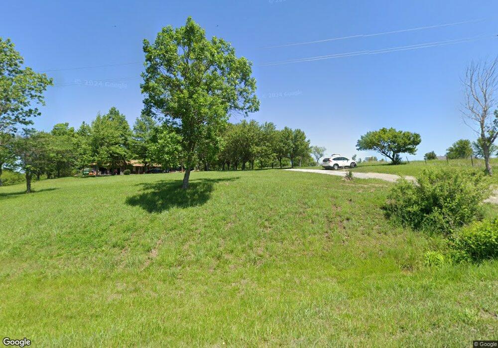 9150 SW 45th St, Topeka, KS 66610 - photo 1