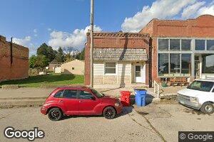 102 W Main St, Garrison, IA 52229