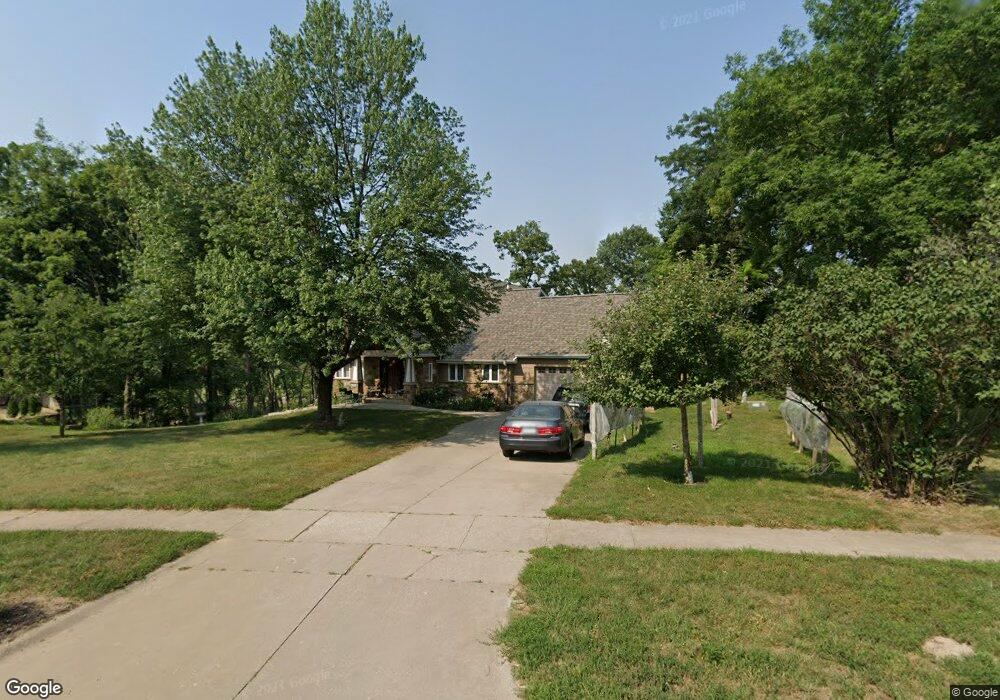 7011 Kiowa Trace NE, Cedar Rapids, IA 52411 - photo 1