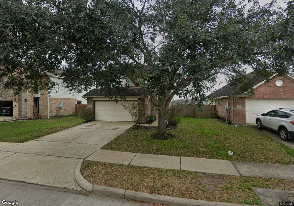 1091 Lasso Ct, Alvin, TX 77511 - photo 1