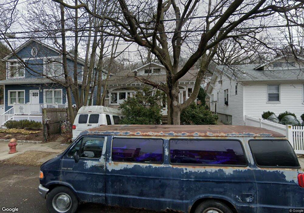 236 Tibbetts Rd, Yonkers, NY 10705 - photo 1