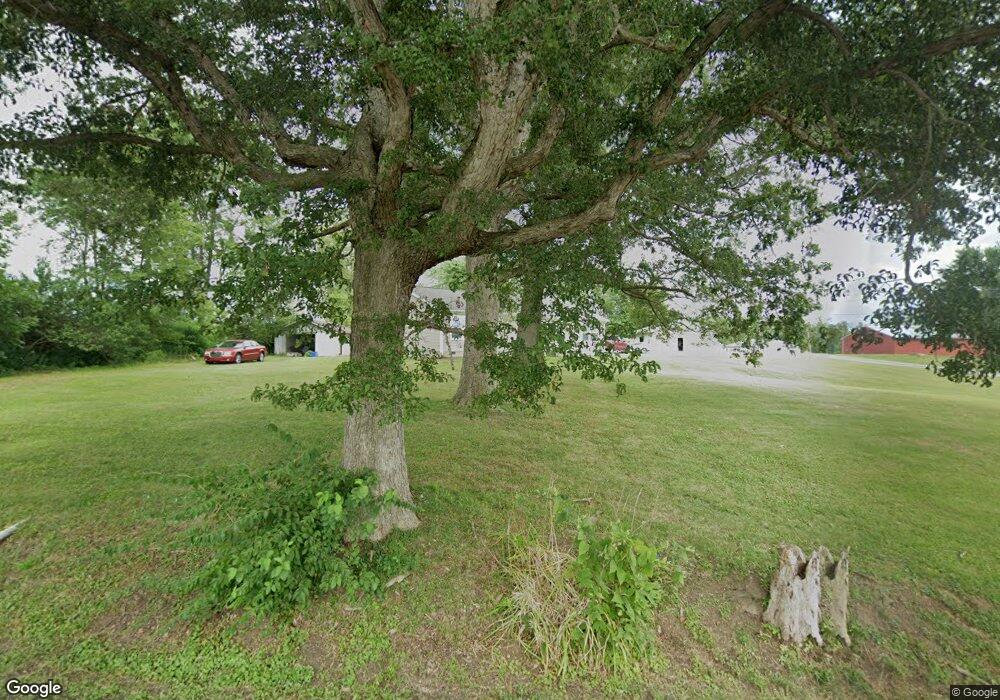 10215 S 200 W, Columbus, IN 47201 - photo 1