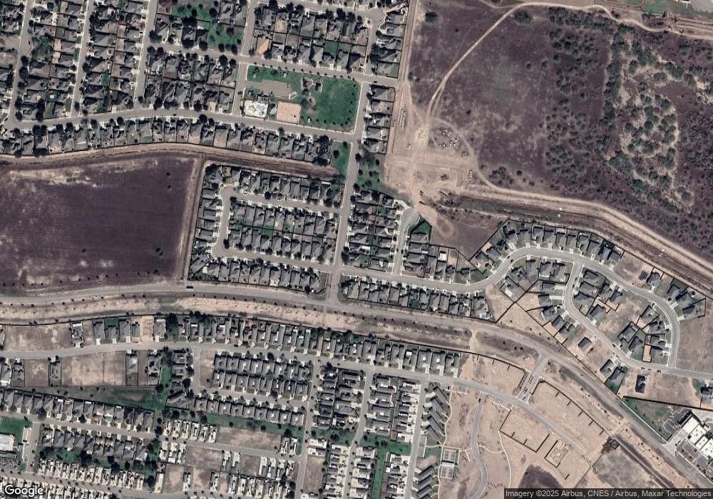 2011 Kingfisher Ln, Mission, TX 78572 - photo 1