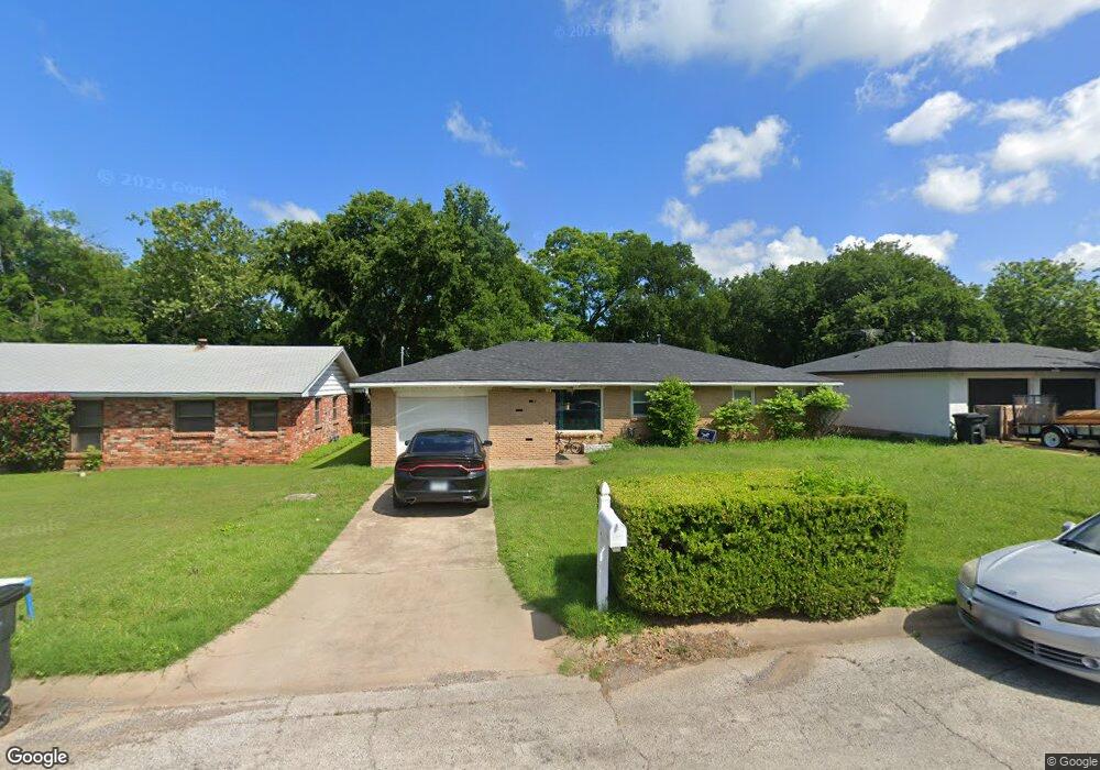 1108 Center St, Cleburne, TX 76033 - photo 1