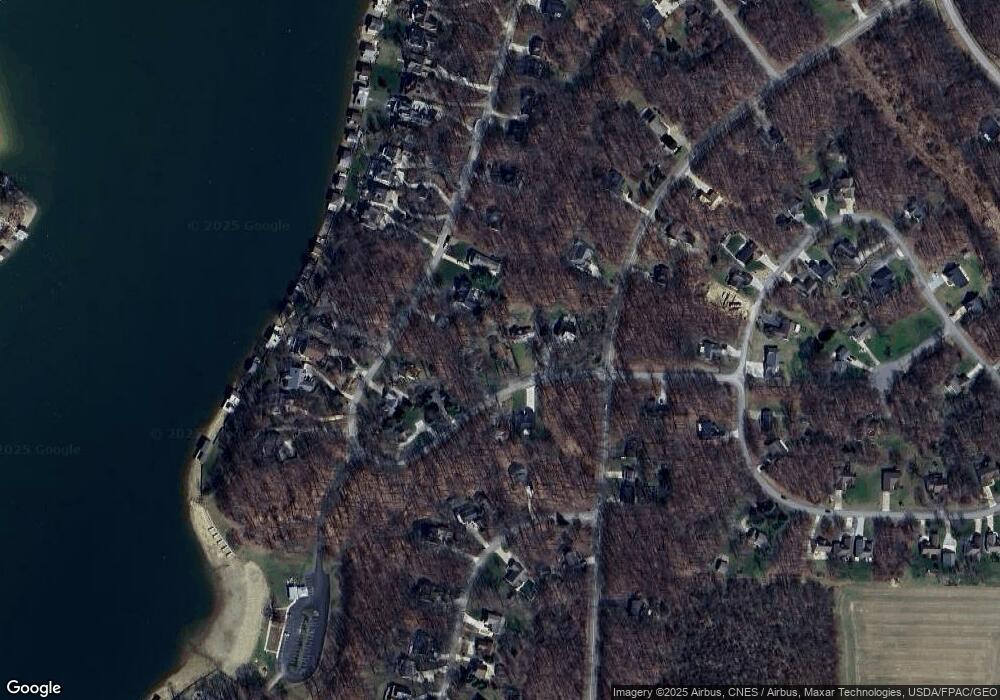 806 Kingsway Cir, Howard, OH 43028 - photo 1