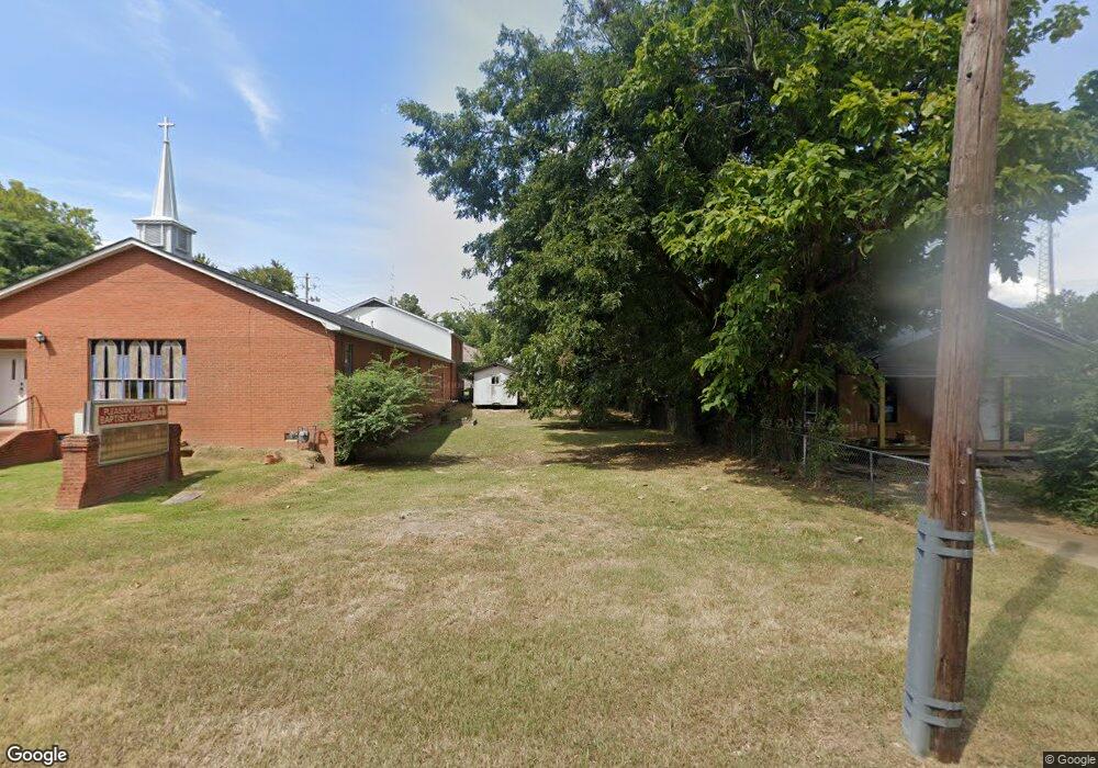 203 E Franklin St, Natchez, MS 39120 - photo 1