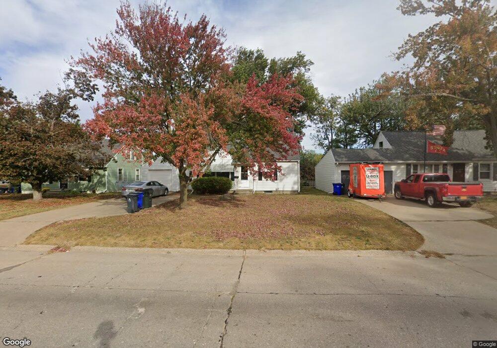 500 34th St SE, Cedar Rapids, IA 52403 - photo 1