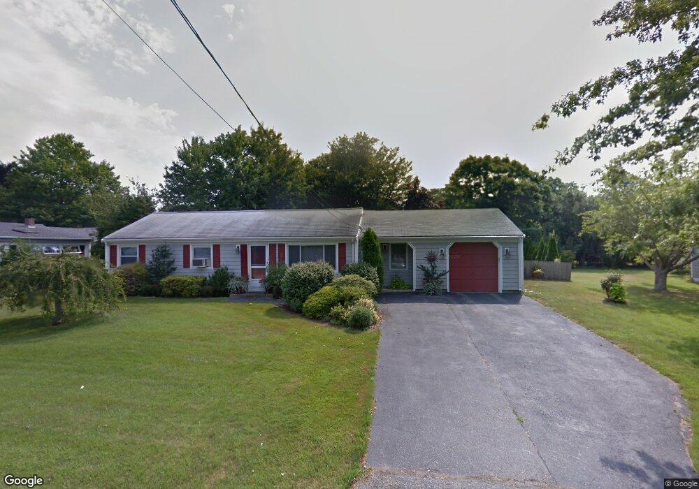 9 Spruce Ave, Middletown, RI 02842 - photo 1