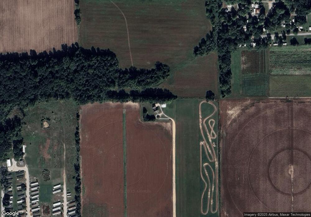 345 E 400 N, Howe, IN 46746 - photo 1