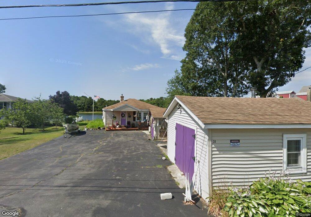38 Circuit Ave, Wareham, MA 02571 - photo 1