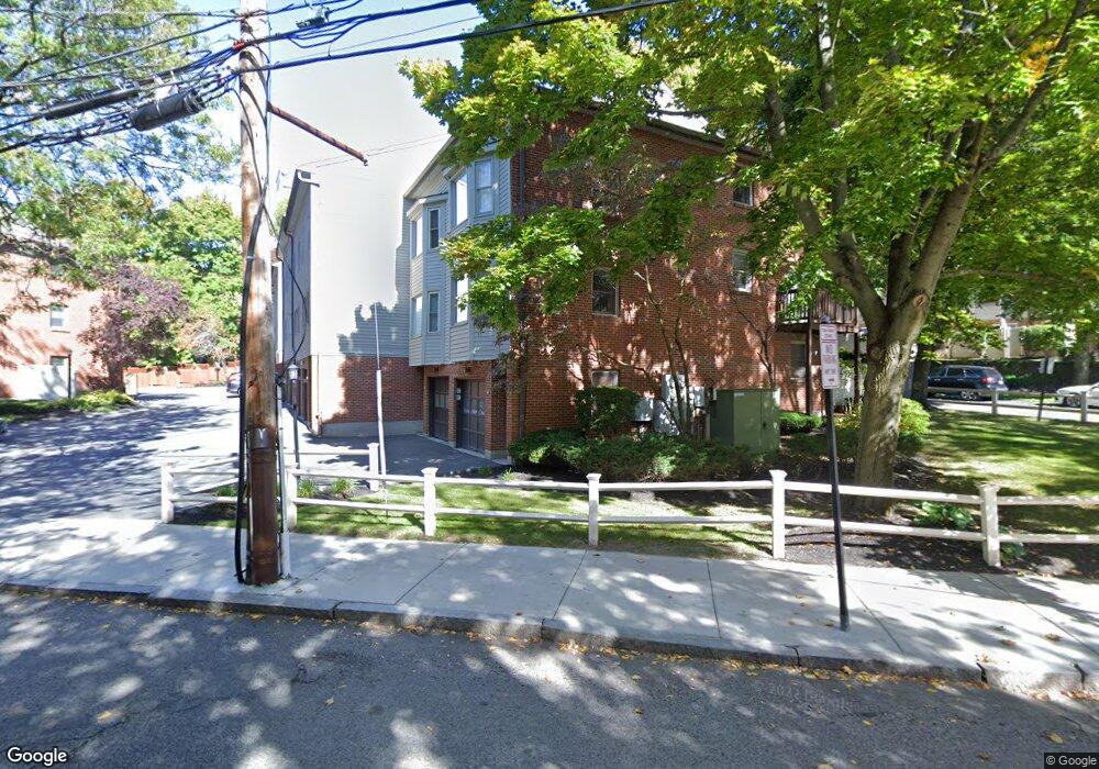 101 Beaconsfield Rd unit 1, Brookline, MA 02445 - photo 1