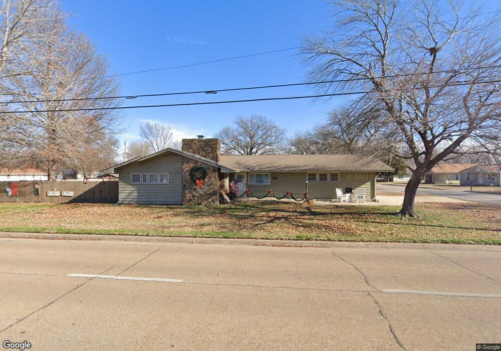 708 S 32nd St, Parsons, KS 67357 - photo 1