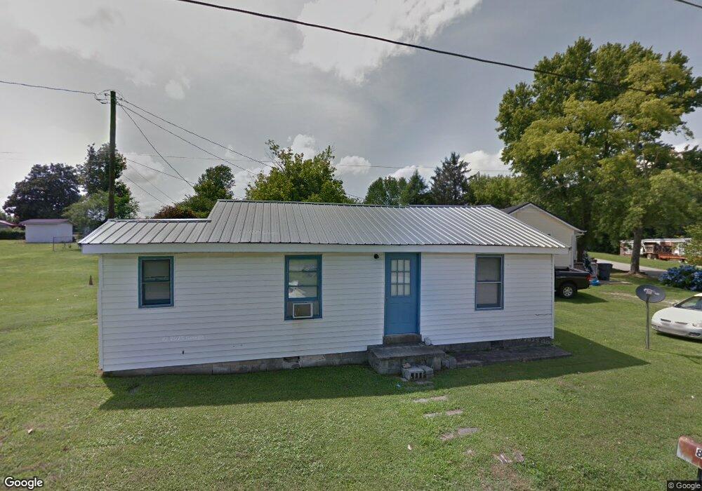 828 Emerson St, Manchester, TN 37355 - photo 1