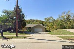 409 High St NE, Elkader, IA 52043