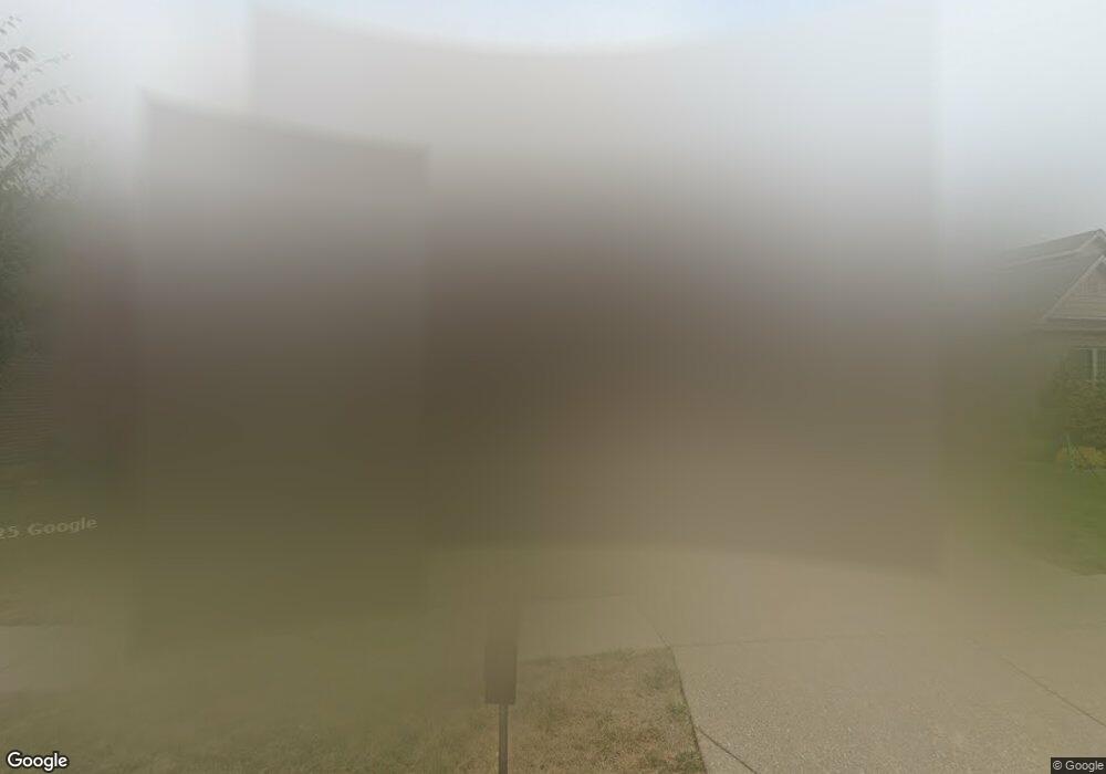 8900 Talon Ridge Dr, Louisville, KY 40229 - photo 1