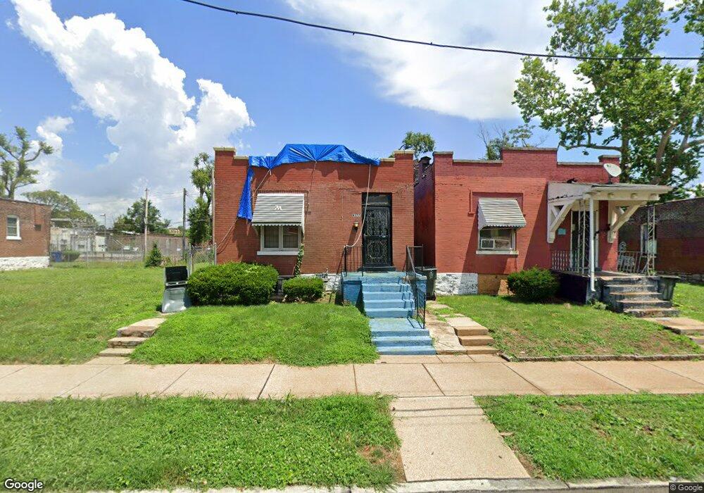 4377 Penrose St, Saint Louis, MO 63115 - photo 1
