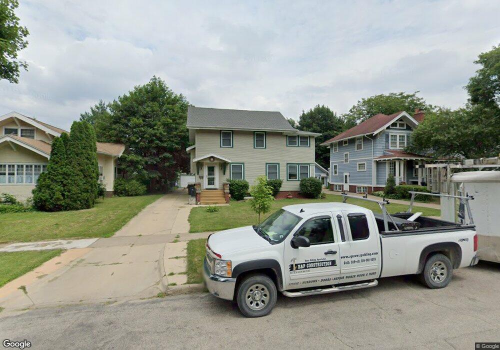 392 21st St SE, Cedar Rapids, IA 52403 - photo 1