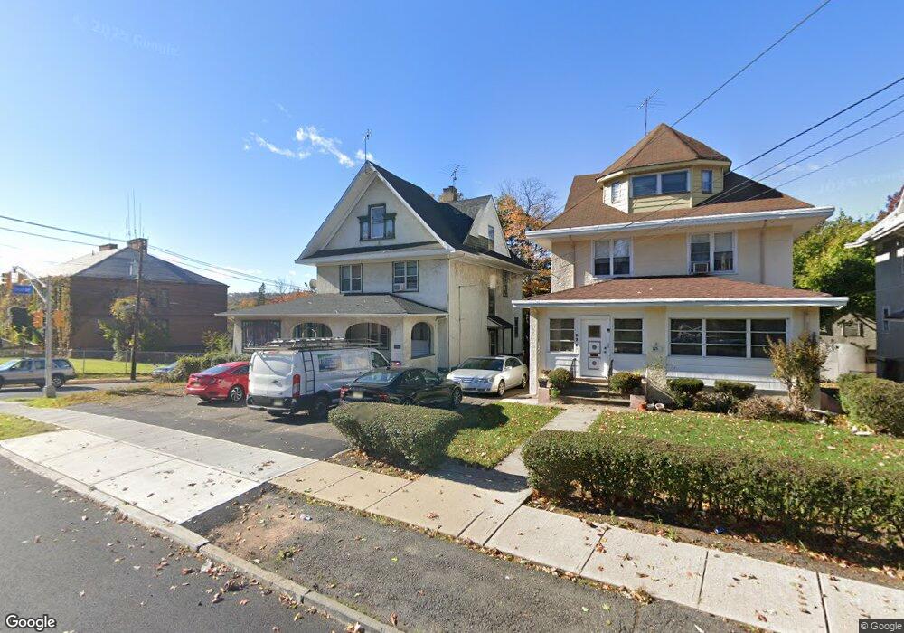 579 Lincoln Ave, Orange, NJ 07050 - photo 1