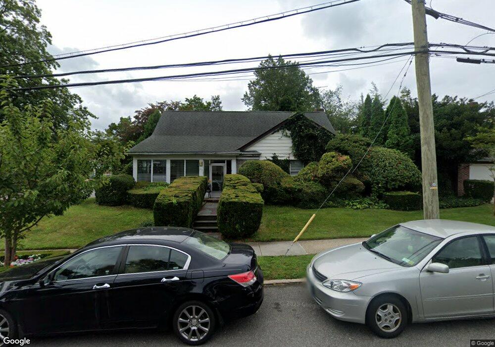 82-04 188th St unit WH, Hollis, NY 11423 - photo 1